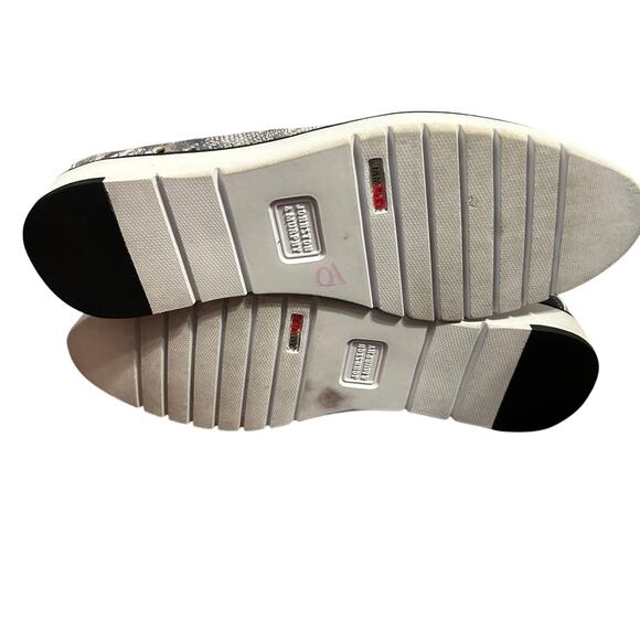 JOHNSTON & MURPHY Flex Perforated Suede Snake Slip On Loafer SZ 8M Gray Silver - Picture 5 of 6